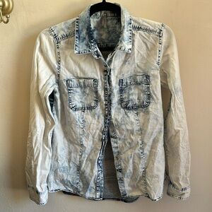 Acid wash denim top with plaid back. Size small